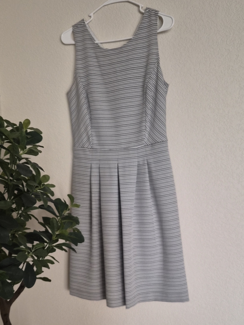 Shelby & Palmer Sleeveless Striped Midi Dress in Gray and White